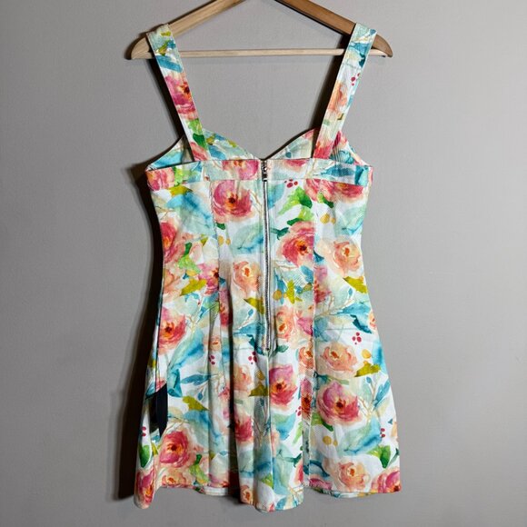 Lulu's Floral dress - Picture 11 of 16